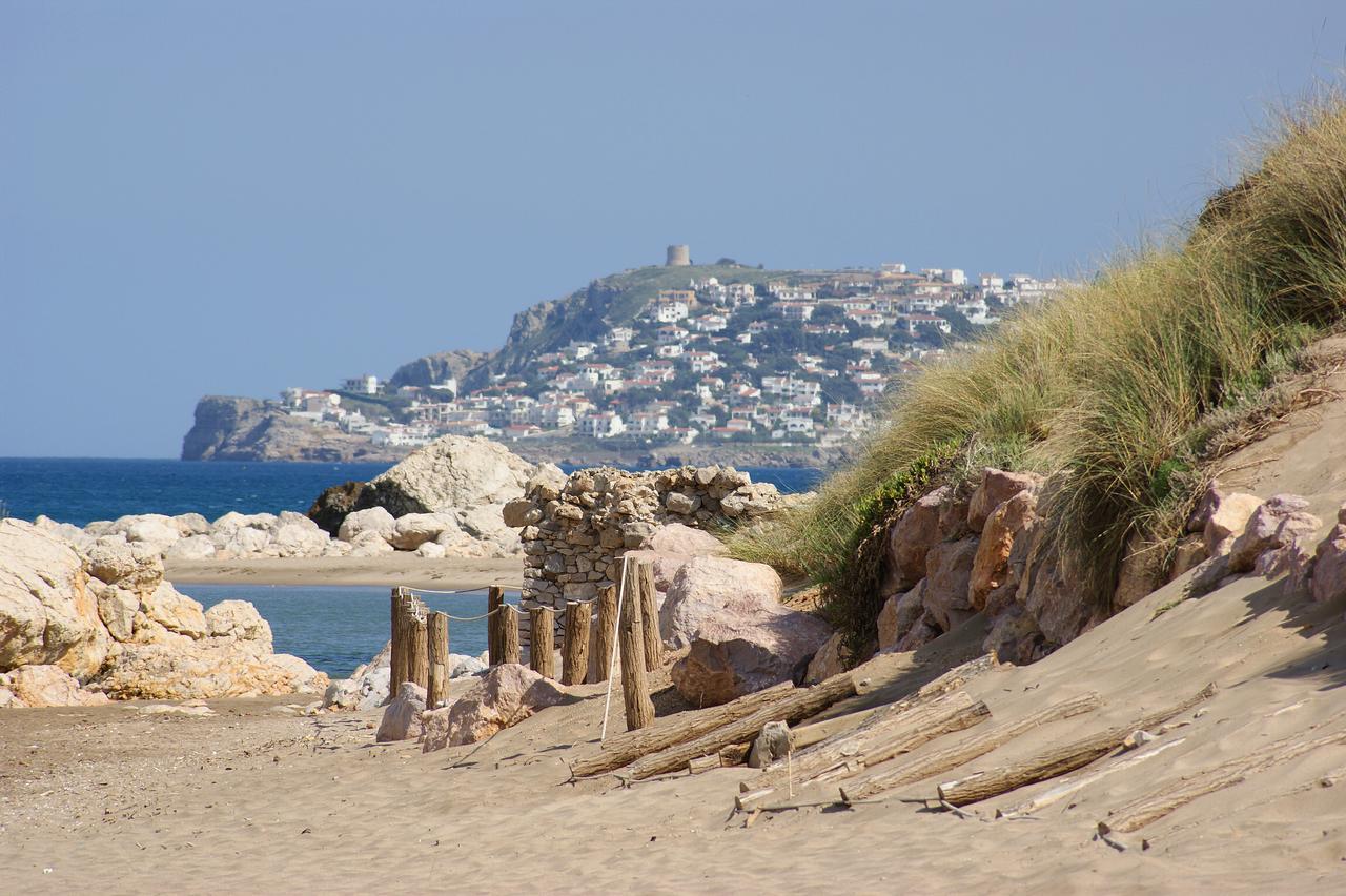 L' Escala Apartament Vip Nautic מראה חיצוני תמונה