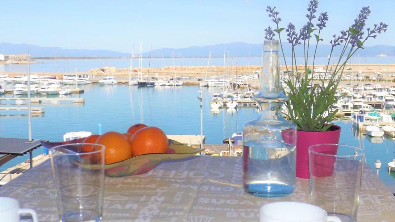 L' Escala Apartament Vip Nautic מראה חיצוני תמונה