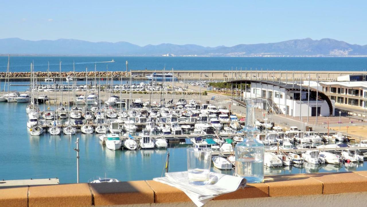 L' Escala Apartament Vip Nautic מראה חיצוני תמונה